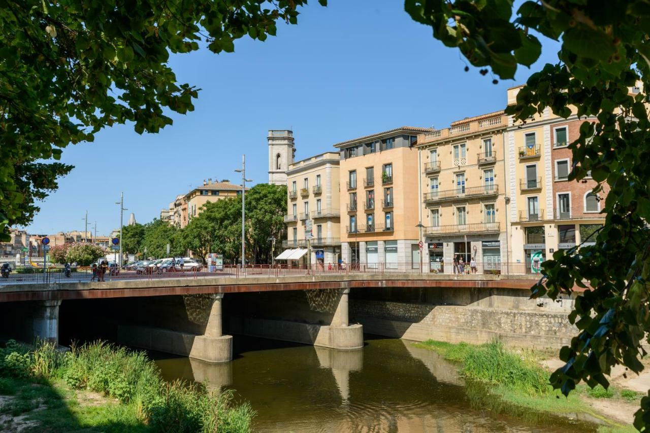 Apg Placa Catalunya Girona Exterior foto